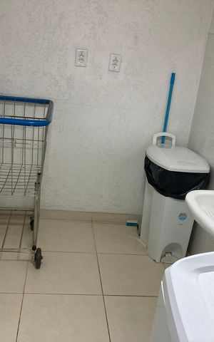 Apartamento para alugar com 281m², 2 quartos e 2 vagasÁrea comum - Lavanderia