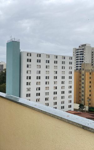 Apartamento para alugar com 281m², 2 quartos e 2 vagasSacada (Segundo andar)
