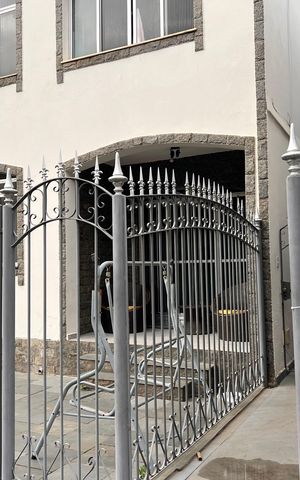 Casa para alugar com 55m², 1 quarto e sem vaga Casa para alugar com 55m², 1 quarto e sem vagaFachada da Rua