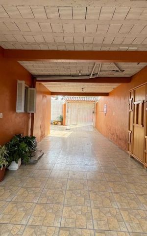 Casa à venda com 110m², 5 quartos e 4 vagas