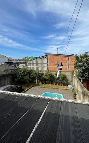 Casa à venda com 110m², 5 quartos e 4 vagas