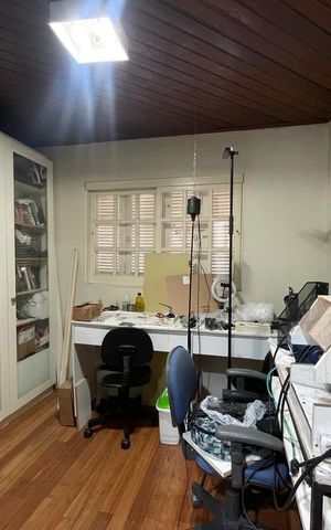 Casa à venda com 110m², 5 quartos e 4 vagas