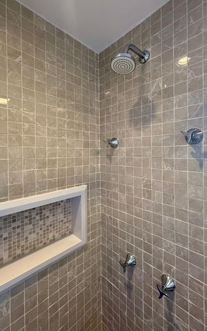 Apartamento à venda com 35m², 1 quarto e 1 vaga Apartamento à venda com 35m², 1 quarto e 1 vagaBanheiro