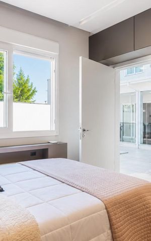 Casa para alugar com 352m², 4 quartos e 2 vagas Casa para alugar com 352m², 4 quartos e 2 vagasQuarto