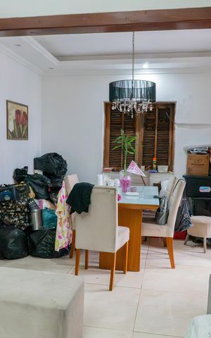 Casa de condomínio à venda com 250m², 3 quartos e 1 vaga Casa de condomínio à venda com 250m², 3 quartos e 1 vagaSala