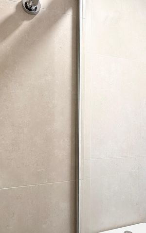 Apartamento para alugar com 71m², 2 quartos e 2 vagas Apartamento para alugar com 71m², 2 quartos e 2 vagasBanheiro da Suíte