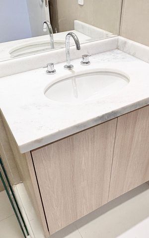 Apartamento para alugar com 71m², 2 quartos e 2 vagas Apartamento para alugar com 71m², 2 quartos e 2 vagasBanheiro