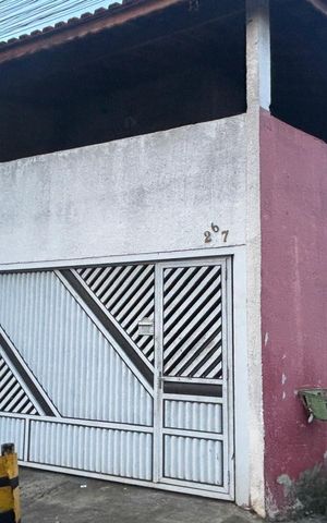 Casa para alugar com 110m², 2 quartos e 1 vaga Casa para alugar com 110m², 2 quartos e 1 vagaFachada