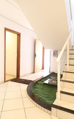 Casa para alugar com 900m², 4 quartos e 5 vagasHall de entrada