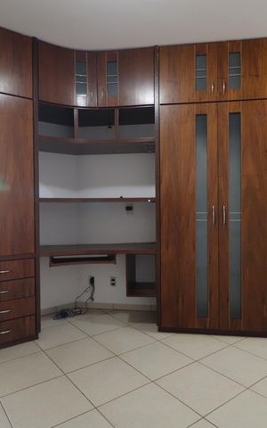 Casa para alugar com 900m², 4 quartos e 5 vagasQuarto 3 - Suíte