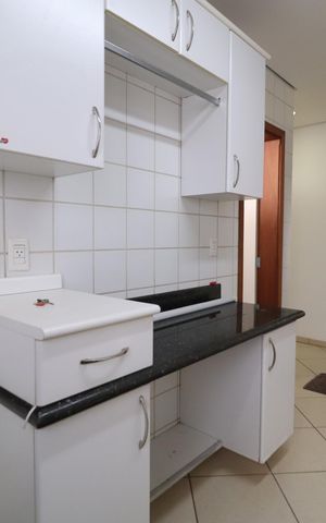 Casa para alugar com 900m², 4 quartos e 5 vagasÁrea de Serviço