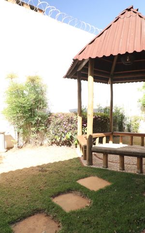 Casa para alugar com 900m², 4 quartos e 5 vagasQuintal - Jardim