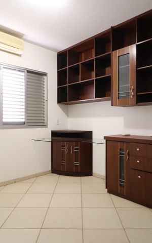 Casa para alugar com 900m², 4 quartos e 5 vagasQuarto 1 - Suíte