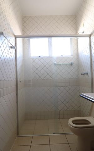 Casa para alugar com 900m², 4 quartos e 5 vagasBanheiro do Quarto 3
