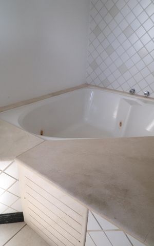 Casa para alugar com 900m², 4 quartos e 5 vagasBanheiro do Quarto 4 Suíte