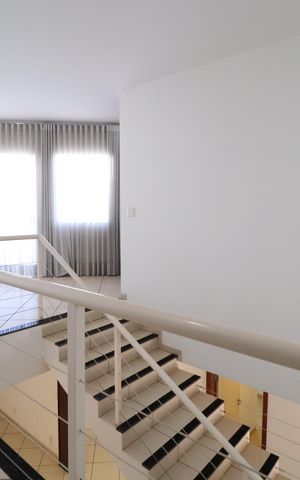 Casa para alugar com 900m², 4 quartos e 5 vagasHall Quartos