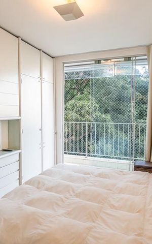 Apartamento para alugar com 125m², 4 quartos e 2 vagas Apartamento para alugar com 125m², 4 quartos e 2 vagasQuarto