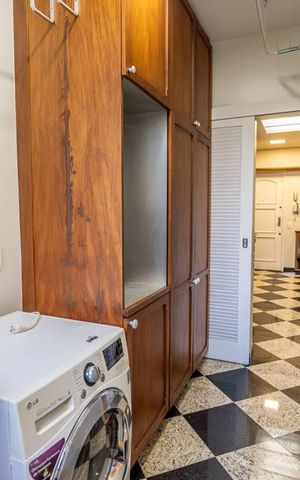 Apartamento para alugar com 125m², 4 quartos e 2 vagas Apartamento para alugar com 125m², 4 quartos e 2 vagasÁrea de serviço