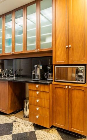 Apartamento para alugar com 125m², 4 quartos e 2 vagas Apartamento para alugar com 125m², 4 quartos e 2 vagasCozinha