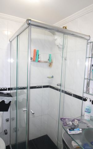 Casa à venda com 184m², 3 quartos e 3 vagasCasa 2 - Banheiro social