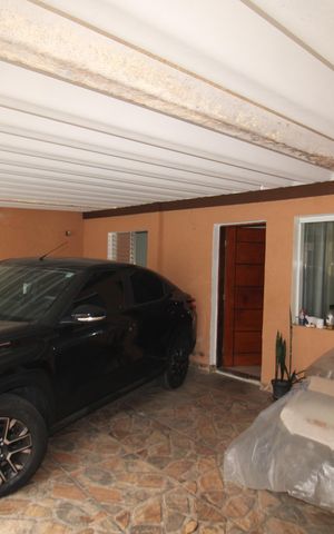 Casa à venda com 184m², 3 quartos e 3 vagasGaragem