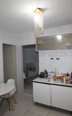 Casa à venda com 184m², 3 quartos e 3 vagasCasa 3 - Cozinha