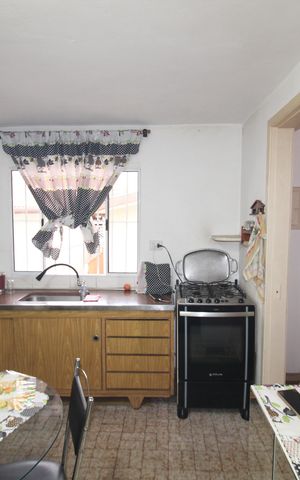 Casa à venda com 184m², 3 quartos e 3 vagasCasa 2 - Cozinha