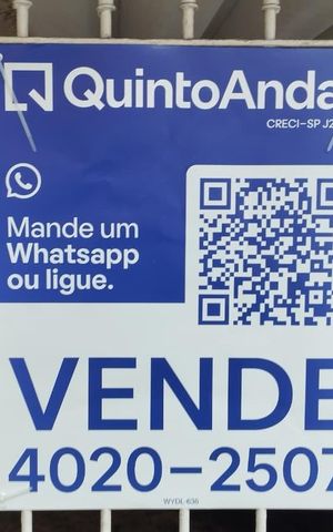 Casa à venda com 184m², 3 quartos e 3 vagas Casa à venda com 184m², 3 quartos e 3 vagasPlaca