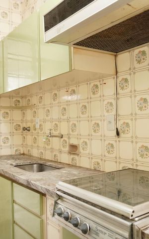 Apartamento à venda com 145m², 4 quartos e 2 vagas Apartamento à venda com 145m², 4 quartos e 2 vagasCozinha