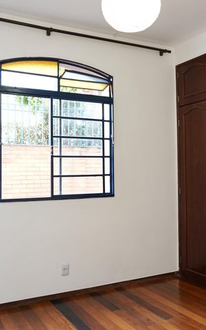 Apartamento à venda com 145m², 4 quartos e 2 vagas