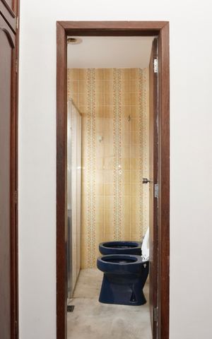 Apartamento à venda com 145m², 4 quartos e 2 vagas Apartamento à venda com 145m², 4 quartos e 2 vagasSuíte - Banheiro