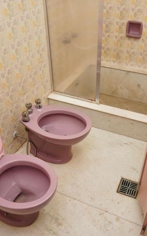 Apartamento à venda com 145m², 4 quartos e 2 vagas Apartamento à venda com 145m², 4 quartos e 2 vagasBanheiro Social