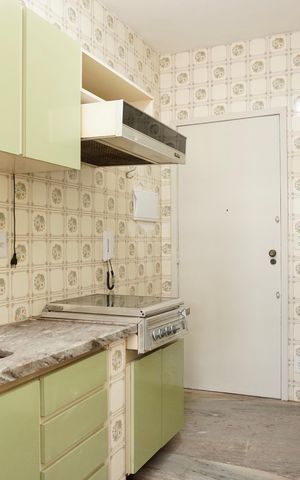 Apartamento à venda com 145m², 4 quartos e 2 vagas Apartamento à venda com 145m², 4 quartos e 2 vagasCozinha