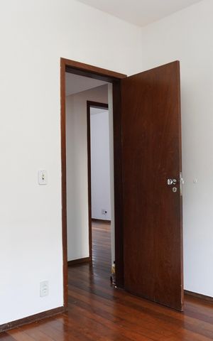 Apartamento à venda com 145m², 4 quartos e 2 vagas