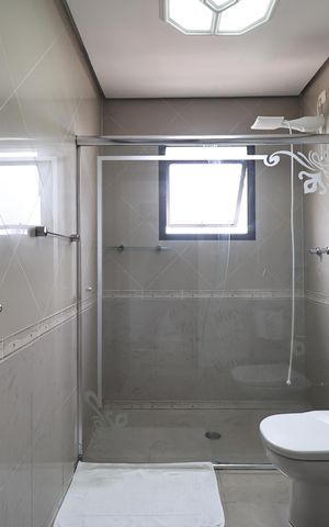 Apartamento à venda com 127m², 3 quartos e 2 vagas Apartamento à venda com 127m², 3 quartos e 2 vagasBanheiro