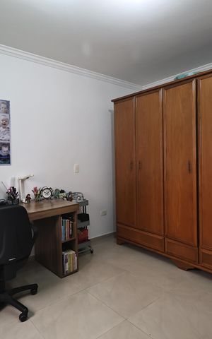 Apartamento à venda com 127m², 3 quartos e 2 vagas Apartamento à venda com 127m², 3 quartos e 2 vagasQuarto 1