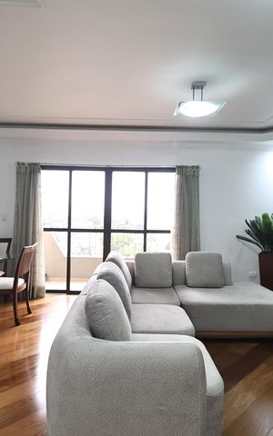 Apartamento à venda com 127m², 3 quartos e 2 vagas Apartamento à venda com 127m², 3 quartos e 2 vagasSala