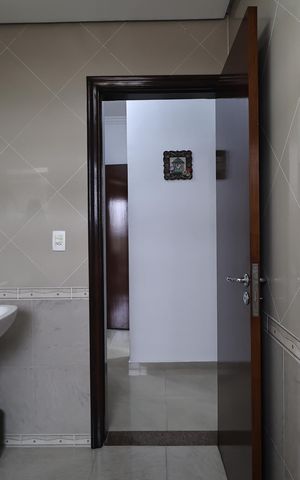Apartamento à venda com 127m², 3 quartos e 2 vagas Apartamento à venda com 127m², 3 quartos e 2 vagasBanheiro