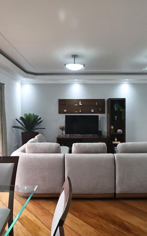 Apartamento à venda com 127m², 3 quartos e 2 vagas Apartamento à venda com 127m², 3 quartos e 2 vagasSala