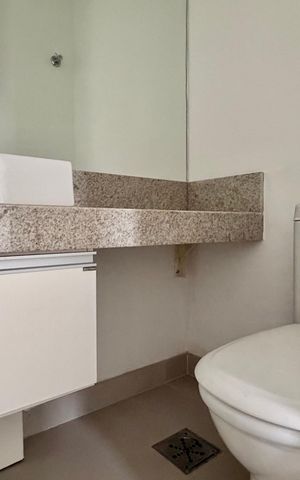 Apartamento para alugar com 82m², 2 quartos e 2 vagasLavabo 