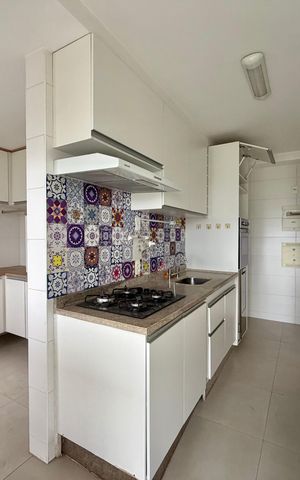 Apartamento para alugar com 82m², 2 quartos e 2 vagasCozinha