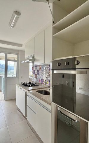 Apartamento para alugar com 82m², 2 quartos e 2 vagasCozinha