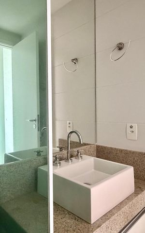 Apartamento para alugar com 82m², 2 quartos e 2 vagasBanheiro da suíte 2