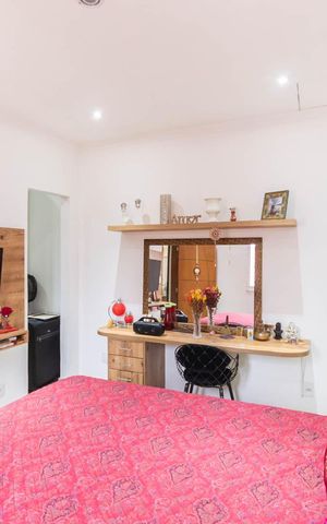 Casa à venda com 140m², 4 quartos e 1 vagaSuíte 1