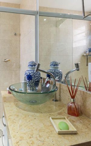 Casa à venda com 140m², 4 quartos e 1 vagaBanheiro 2
