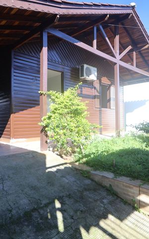 Casa para alugar com 120m², 2 quartos e 2 vagasQuintal