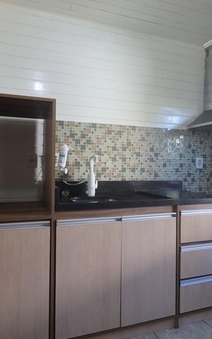 Casa para alugar com 120m², 2 quartos e 2 vagasCozinha - Armários