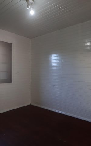Casa para alugar com 120m², 2 quartos e 2 vagasQuarto 2