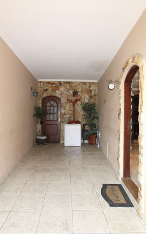 Casa à venda com 156m², 3 quartos e 1 vagaGaragem