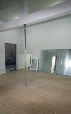 Casa para alugar com 150m², 2 quartos e 1 vagaSala - Quarto - casa2